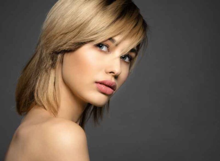 Coupe de cheveux dégradé, effilé et mi-court pour femme : ces tendances
